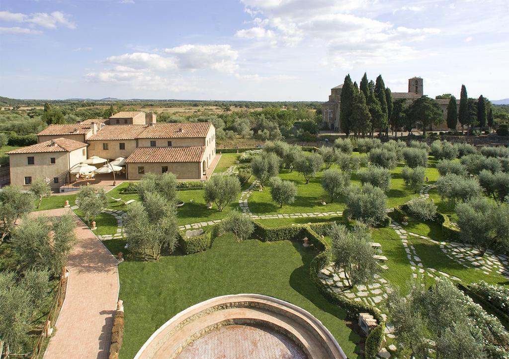 Sovana Hotel & Resort Exterior foto