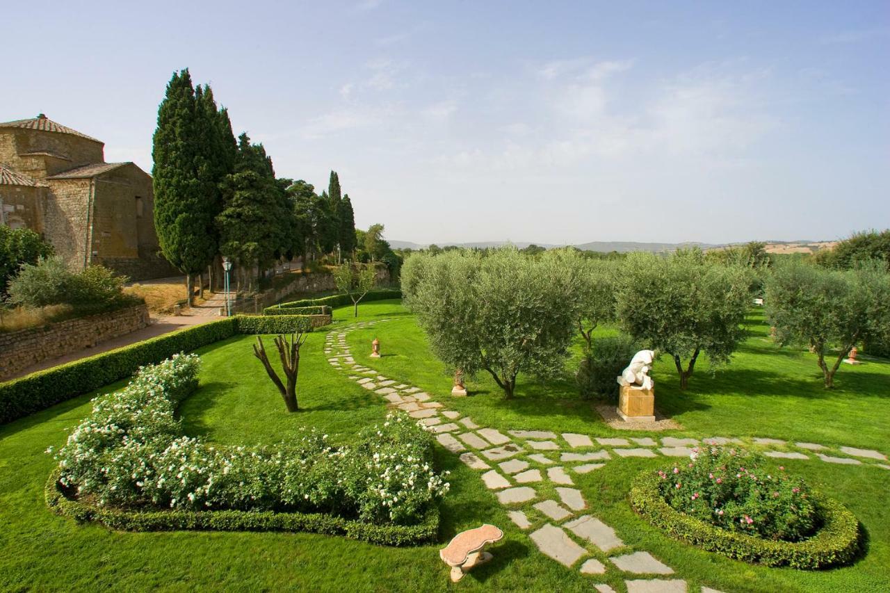 Sovana Hotel & Resort Exterior foto
