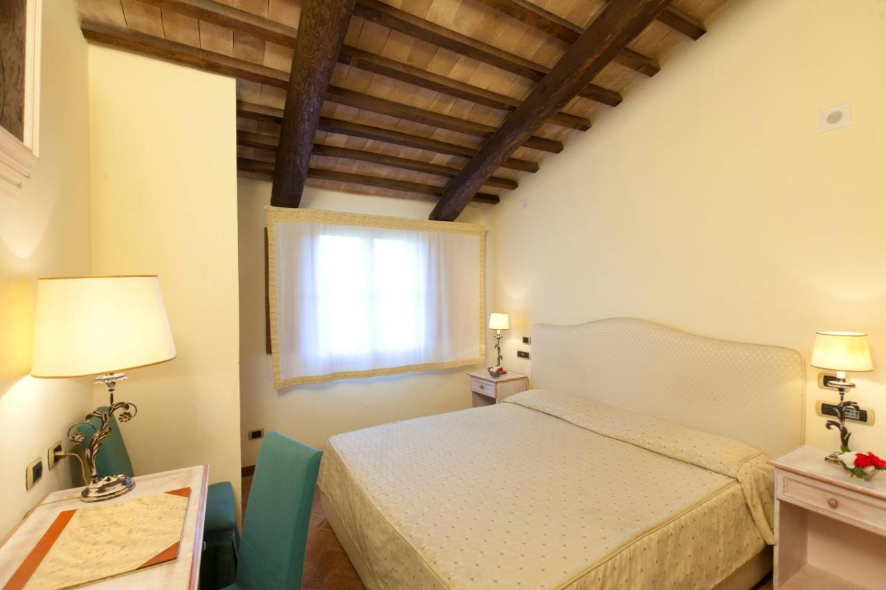 Sovana Hotel & Resort Exterior foto